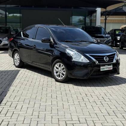NISSAN VERSA 1.6 16V FLEXSTART SV 4P XTRONIC NISSAN VERSA 1.6 16V FLEXSTART SV 4P XTRONIC